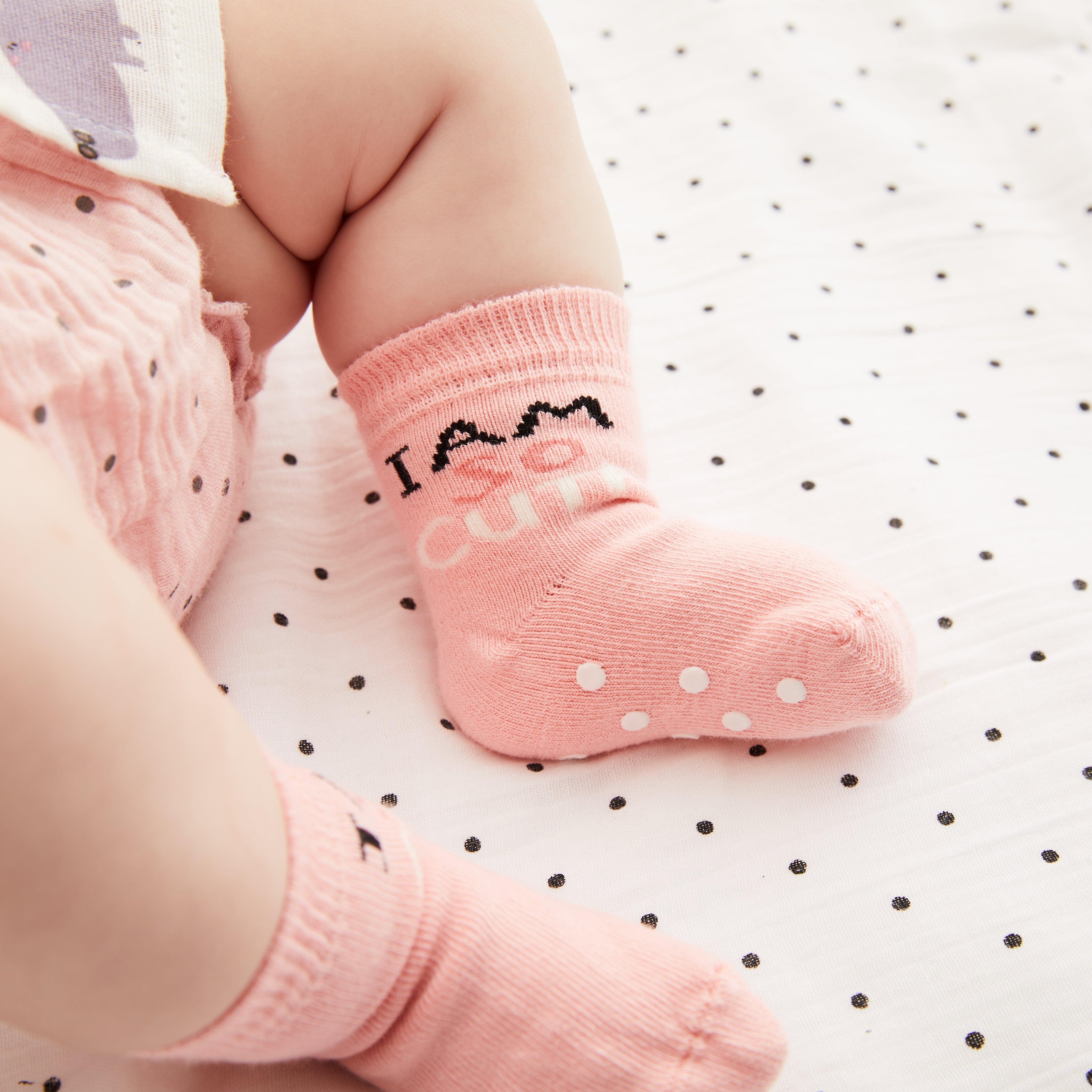 I Am Cute Socks - Cocoon Baby